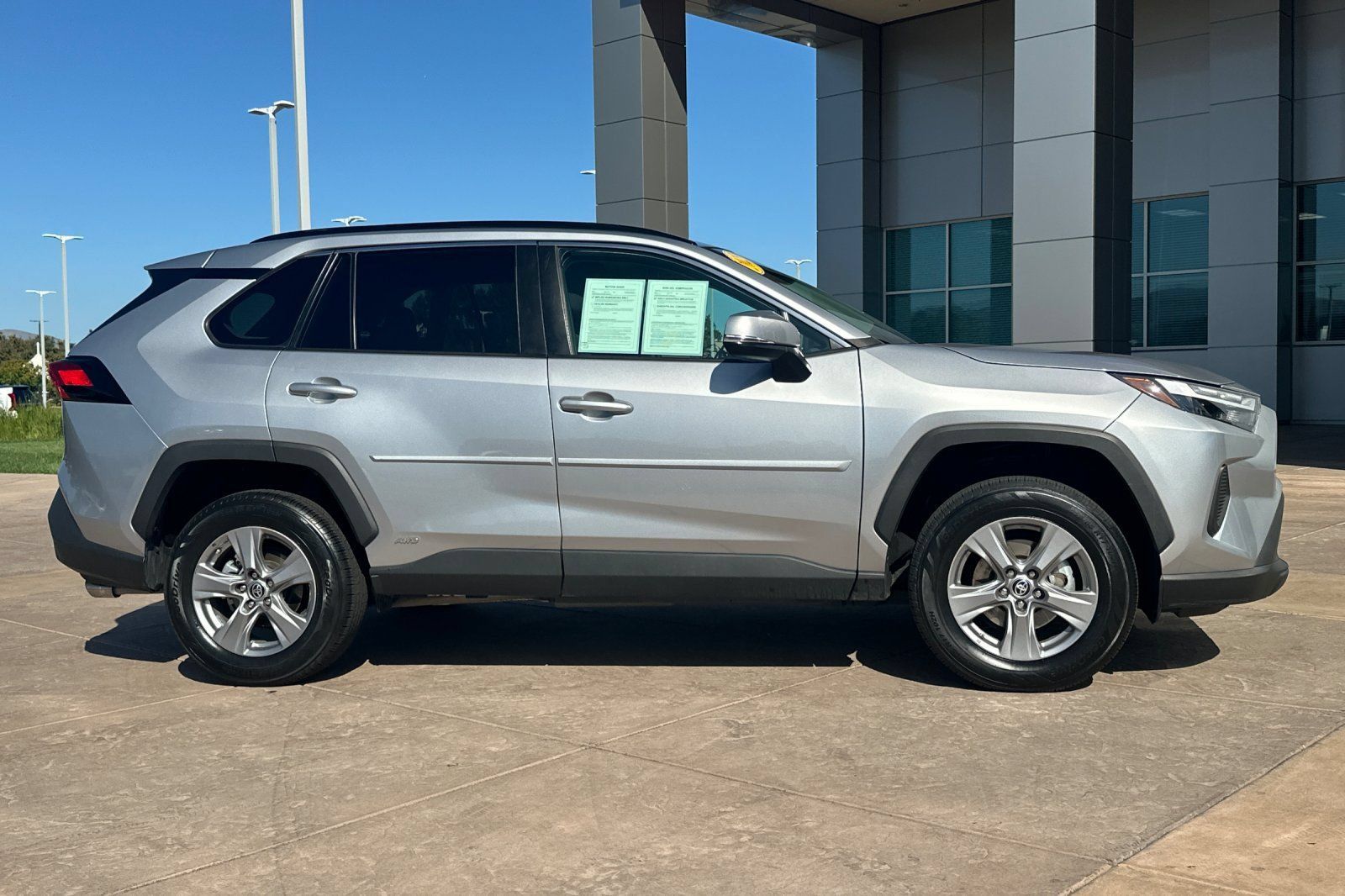 Certified 2023 Toyota RAV4 LE AWD/4WD image 3