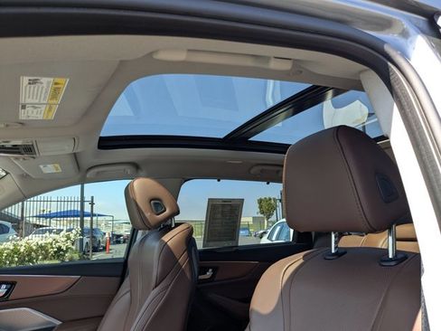 Used 2024 Acura MDX SH-AWD w/ Technology Package image 18