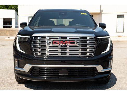 New 2026 GMC Acadia Denali w/ Super Cruise Package AWD/4WD image 3