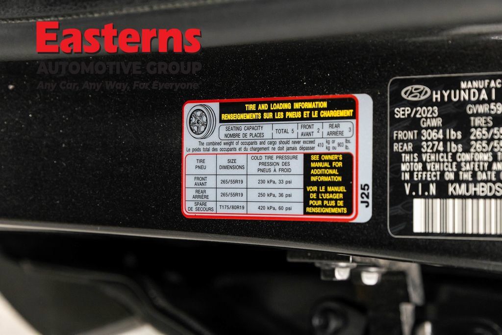 Used 2024 Genesis GV80 2.5T AWD/4WD image 37
