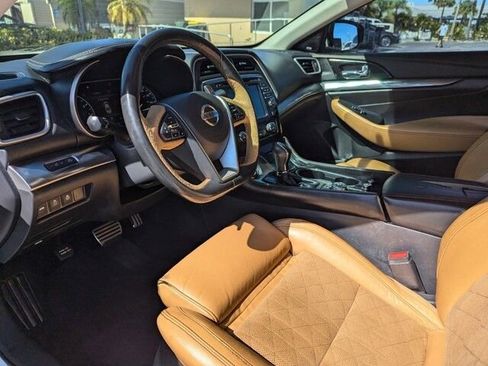 Used 2018 Nissan Maxima SR image 11
