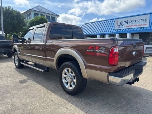Used 2011 Ford F250 Lariat w/ Lariat Ultimate Pkg AWD/4WD image 7