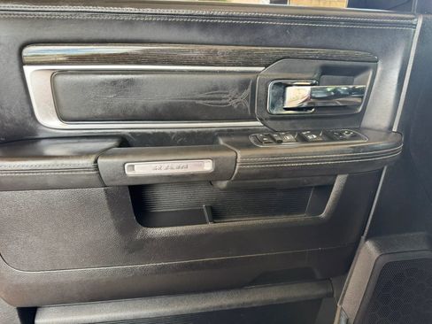 Used 2016 RAM 2500 Limited image 17