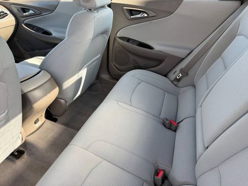 Used 2017 Chevrolet Malibu LS w/ LPO, Convenience Package 1 FWD image 14