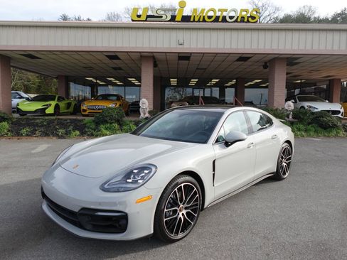 Used 2023 Porsche Panamera 4 w/ Premium Package AWD/4WD image 24