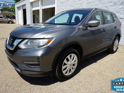 Used 2018 Nissan Rogue S AWD/4WD image 3
