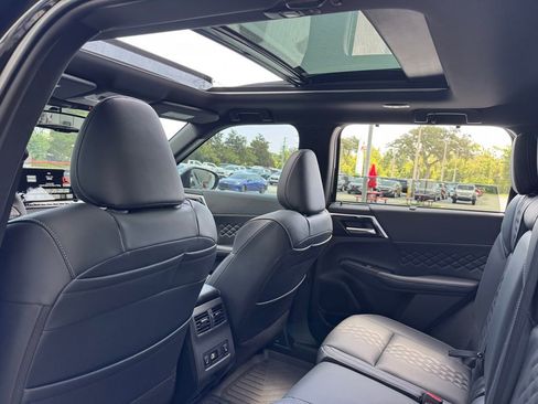 New 2025 Mitsubishi Outlander SEL Black Edition AWD/4WD image 17