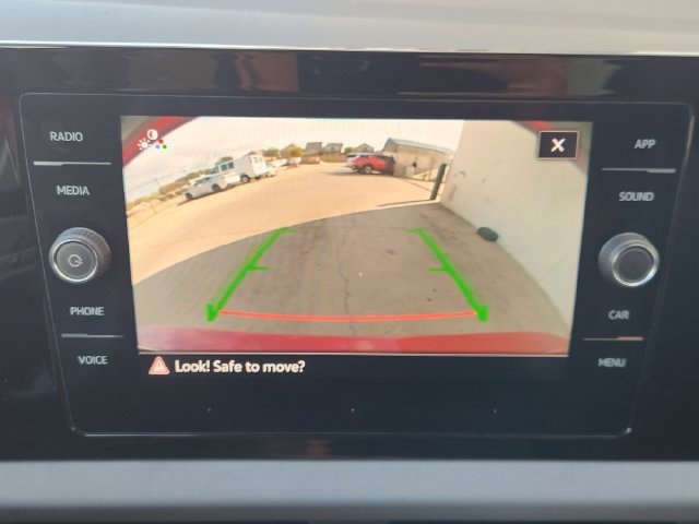 Used 2026 Volkswagen Jetta SE FWD image 5