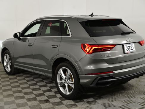 Certified 2023 Audi Q3 2.0T Premium w/ Convenience Package image 3