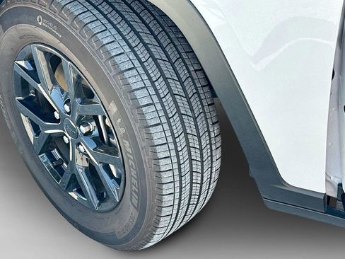 Used 2024 Jeep Grand Cherokee L Altitude image 33