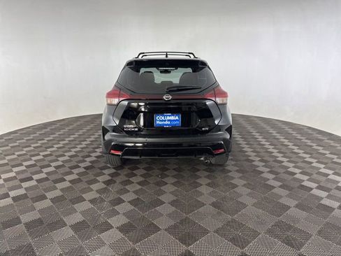 Used 2023 Nissan Kicks SR w/ SR Premium Package image 8