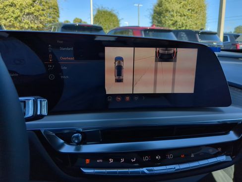 New 2026 Cadillac Lyriq Luxury image 27