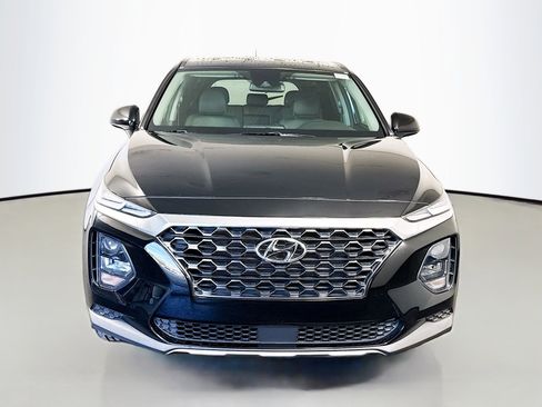 Used 2020 Hyundai Santa Fe SE image 2