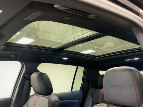 New 2026 Chevrolet Traverse RS w/ LPO, Floor Liner Package image 15