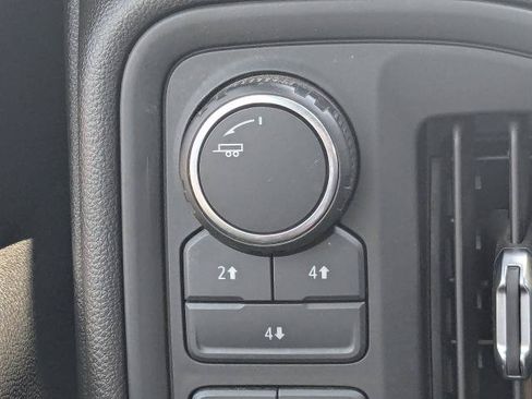 Used 2025 Chevrolet Silverado 2500 Custom w/ Custom Value Package AWD/4WD image 28