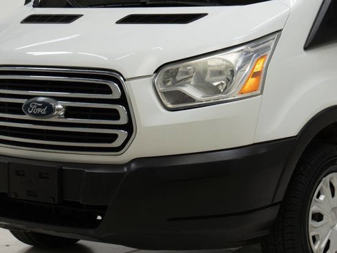 Used 2019 Ford Transit 250 130 Low Roof w/ Exterior Upgrade Package RWD image 10