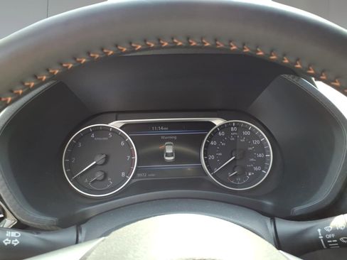 Used 2025 Nissan Sentra SR w/ Midnight Edition FWD image 12
