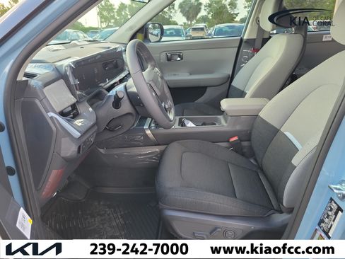New 2027 Kia Seltos S FWD image 19