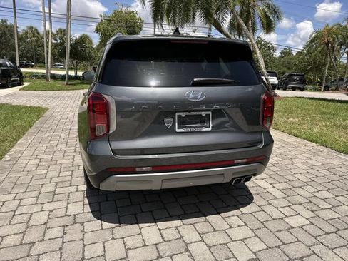 Used 2025 Hyundai Palisade SEL FWD image 34