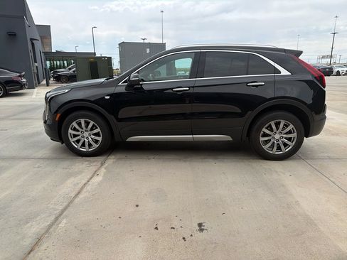 Used 2023 Cadillac XT4 Premium Luxury w/ Technology Package FWD image 2