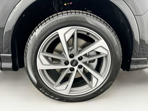 New 2025 Audi Q3 2.0T Premium image 30