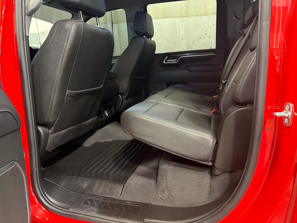 Used 2025 Chevrolet Silverado 2500 LT AWD/4WD image 14