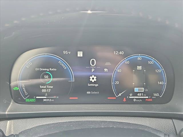 Used 2025 Toyota Crown AWD/4WD image 9