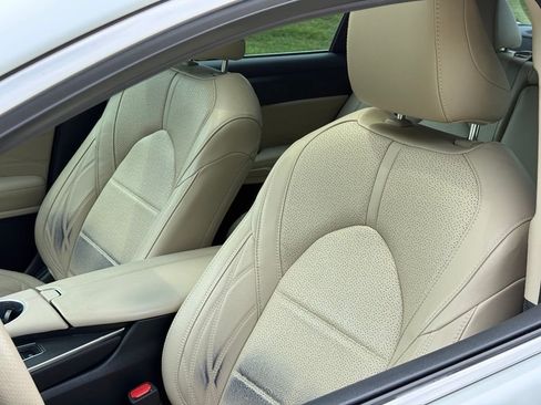 Used 2020 Toyota Avalon Limited w/ Advanced Safety Package FWD image 16