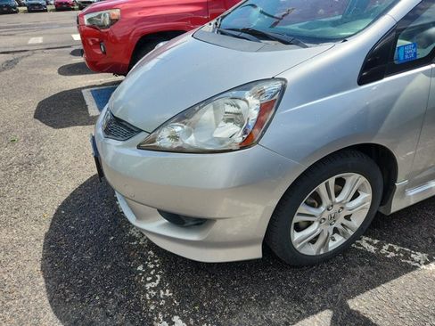 Used 2011 Honda Fit Sport image 12