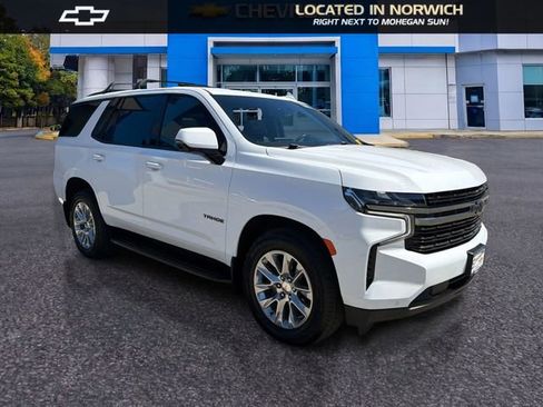 Certified 2022 Chevrolet Tahoe RST w/ Sport Performance Package AWD/4WD image 3