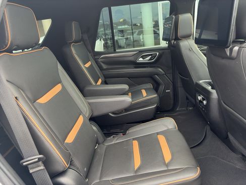 Used 2022 GMC Yukon AT4 w/ AT4 Premium Package AWD/4WD image 14