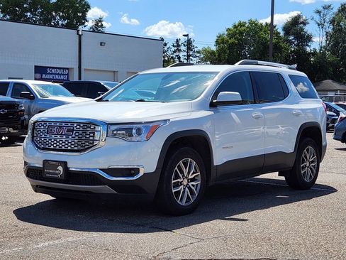 Used 2019 GMC Acadia SLE image 40