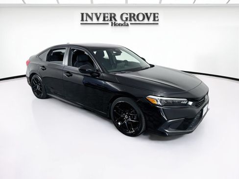 Used 2023 Honda Civic Sport image 3