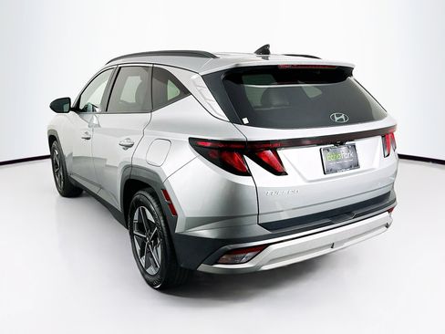 Used 2025 Hyundai Tucson SEL FWD image 5