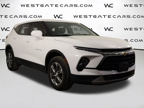 Used 2023 Chevrolet Blazer LT image 43