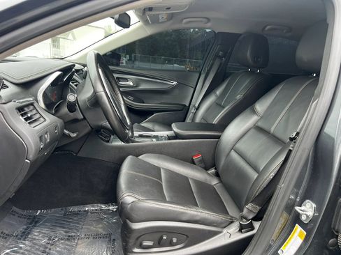 Used 2018 Chevrolet Impala LT w/ LT Leather Package FWD image 10
