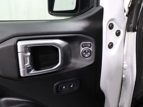 Used 2021 Jeep Wrangler Unlimited Sport image 7