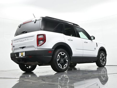 Certified 2022 Ford Bronco Sport Outer Banks w/ Tech Package AWD/4WD image 22