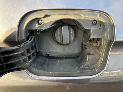 Used 2018 Honda Clarity Touring image 14