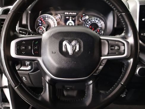 Used 2021 RAM 1500 Big Horn RWD image 3