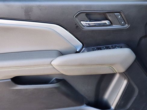 Used 2024 Chevrolet Colorado ZR2 w/ Safety Package image 23