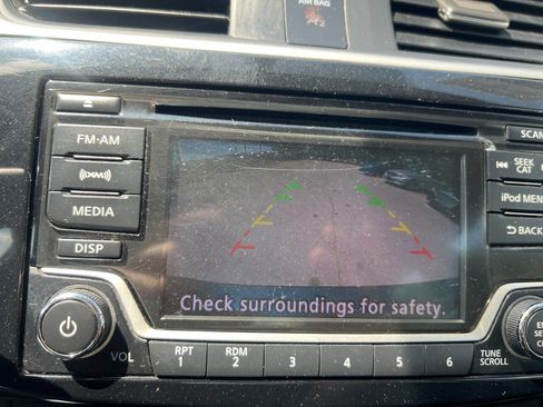 Used 2018 Nissan Sentra SV image 17