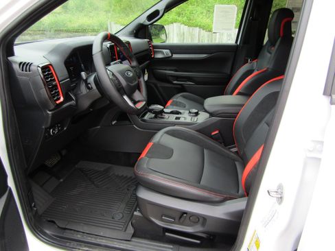 New 2025 Ford Ranger Raptor image 12