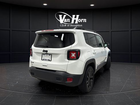 Used 2023 Jeep Renegade Altitude AWD/4WD image 7
