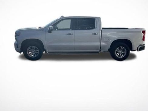 Used 2019 Chevrolet Silverado 1500 High Country w/ Technology Package AWD/4WD image 2