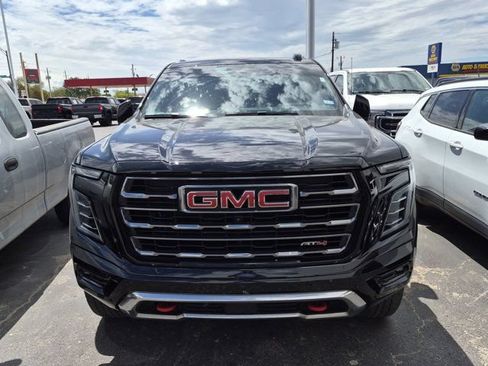 Used 2025 GMC Yukon AT4 w/ Premium Trailering Package AWD/4WD image 2