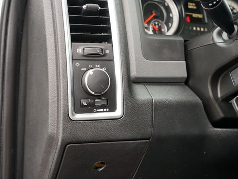 Used 2016 RAM 2500 SLT w/ Protection Group image 16