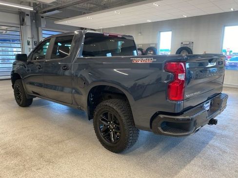 Certified 2022 Chevrolet Silverado 1500 LT Trail Boss w/ Safety Package AWD/4WD image 8