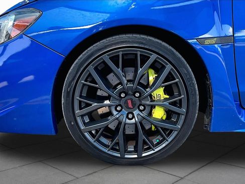 Used 2019 Subaru WRX STI AWD/4WD image 11