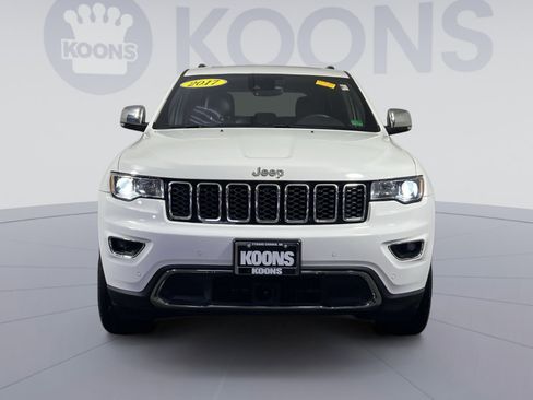 Used 2017 Jeep Grand Cherokee Limited w/ Jeep Active Safety Group image 11